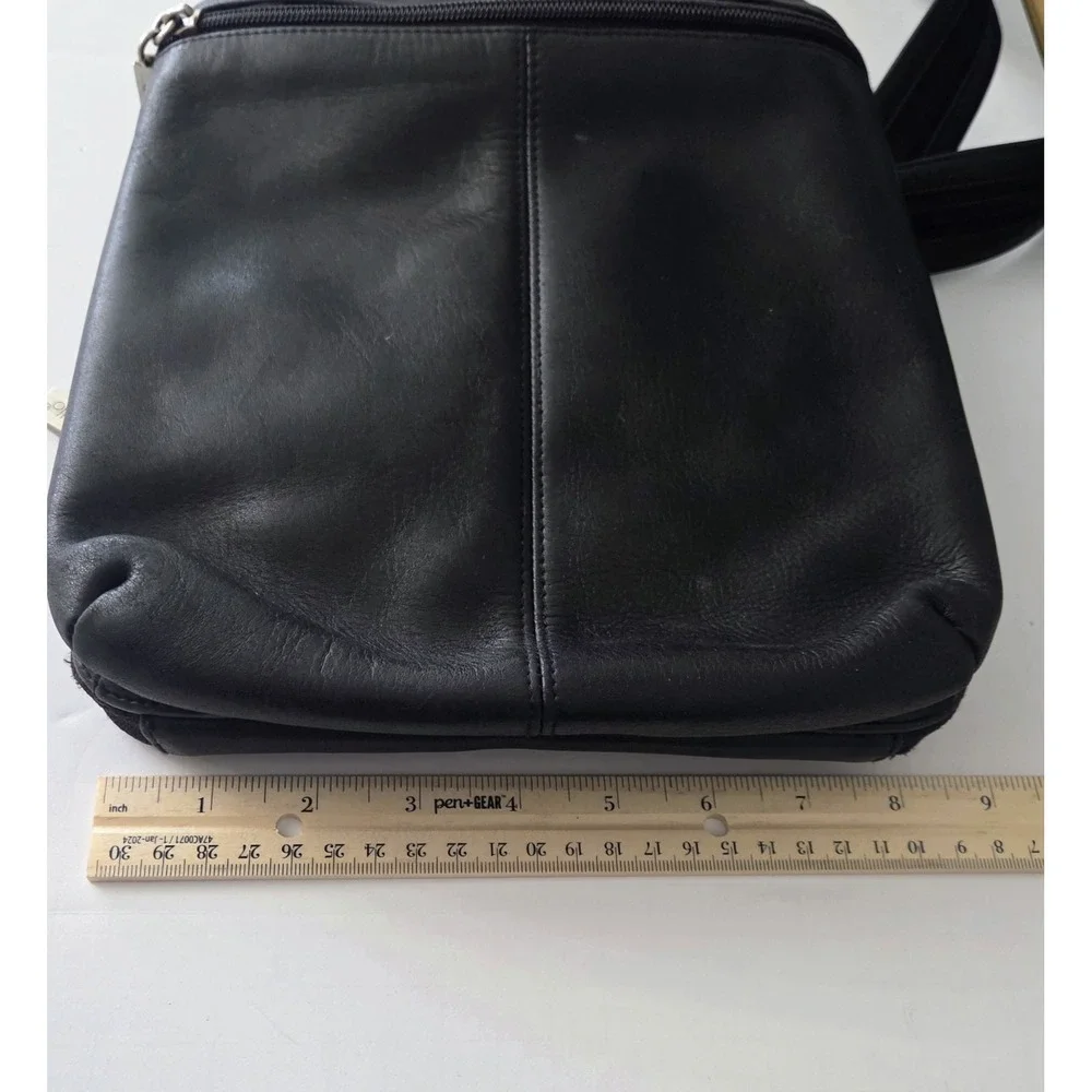 Tignanello Black Soft Leather Sling Backpack Purse Bag Vintage Y2K Convertible‎